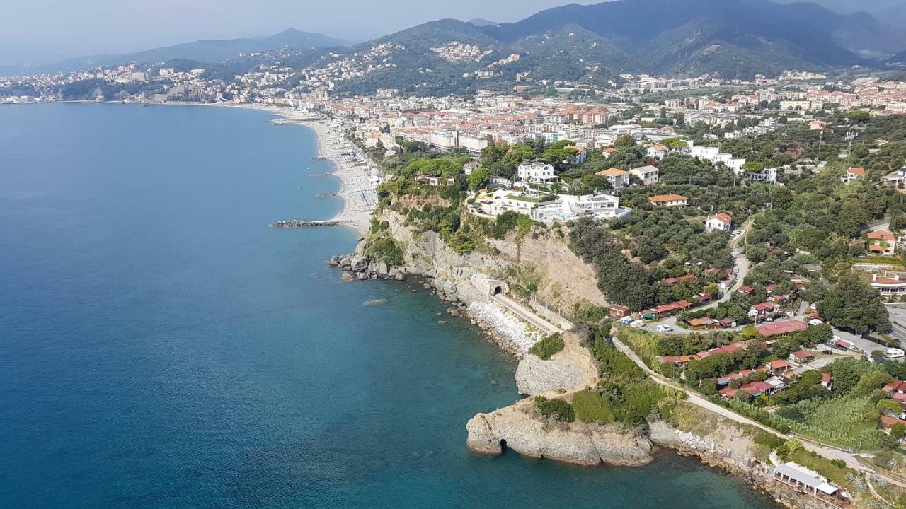 B&B Capo Torre Resort & Spa 上阿尔比索拉 外观 照片